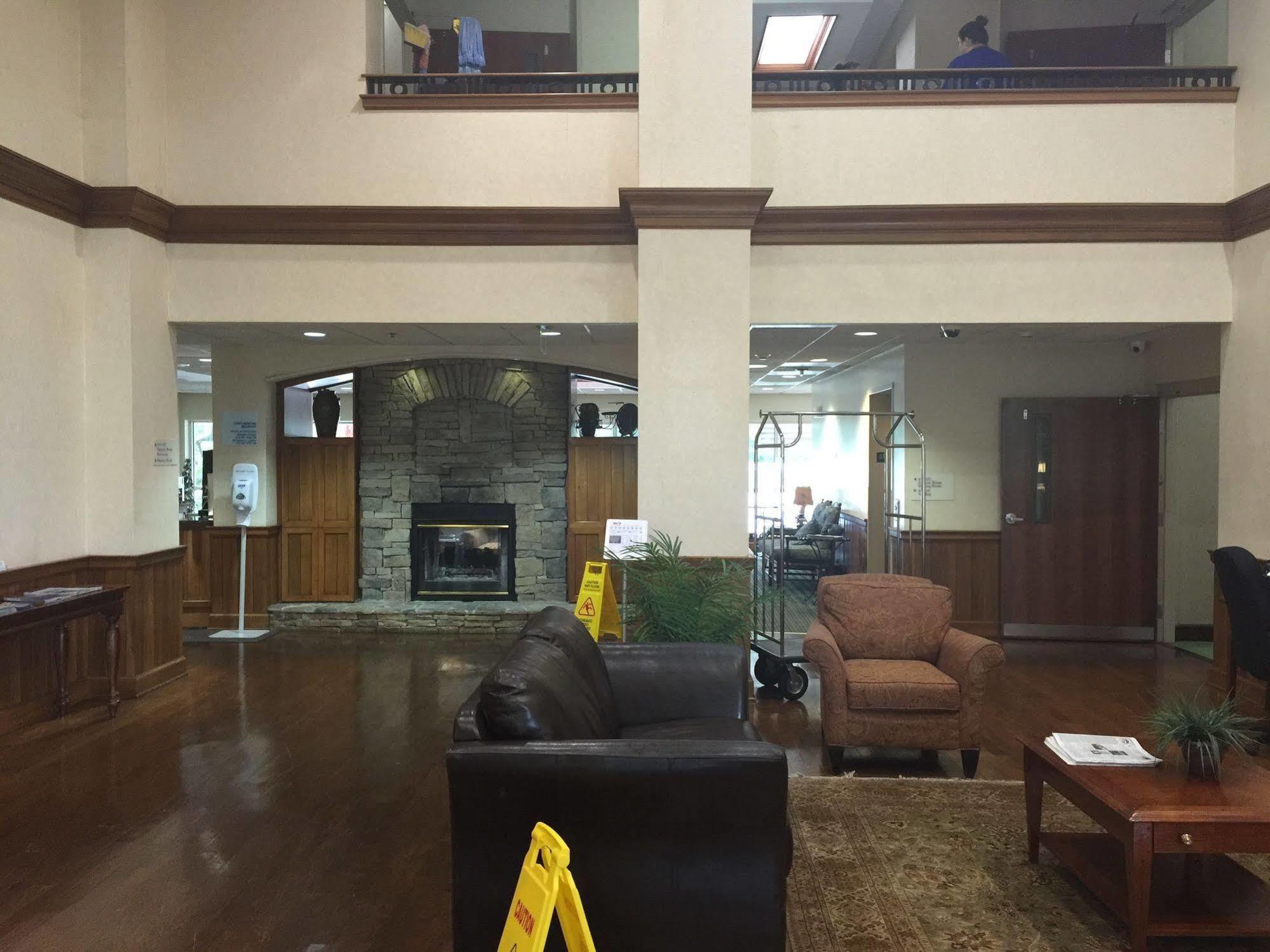 Holiday Inn Express Hotel & Suites Conover - Hickory Area By Ihg Eksteriør bilde