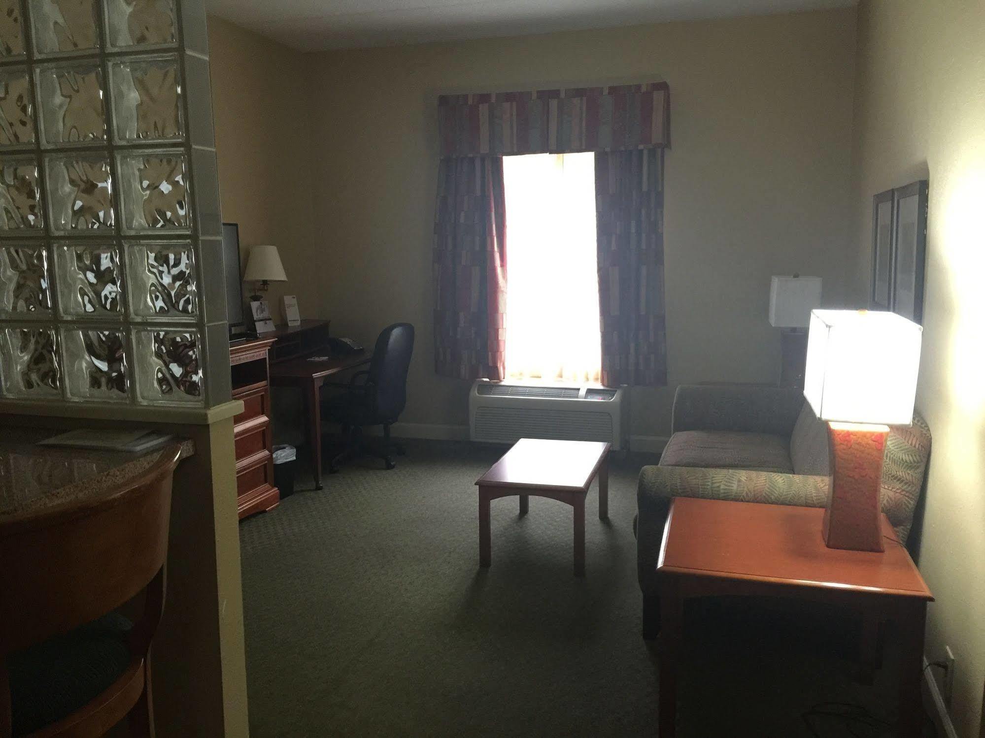 Holiday Inn Express Hotel & Suites Conover - Hickory Area By Ihg Eksteriør bilde