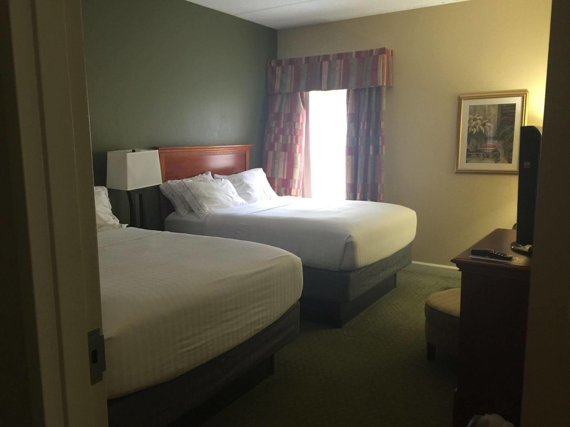 Holiday Inn Express Hotel & Suites Conover - Hickory Area By Ihg Eksteriør bilde